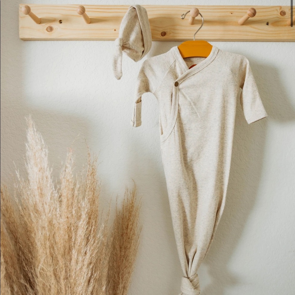 Brixton Phoenix Oatmeal Ribbed Knotted Gown Set